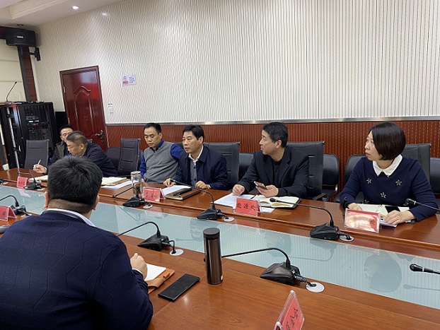 （图为李远南同志发言）